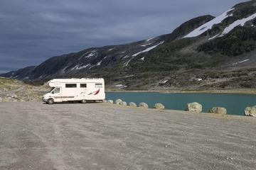 Übernachten am Gletschersee