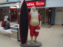 Nikolaus mit Surfbrett